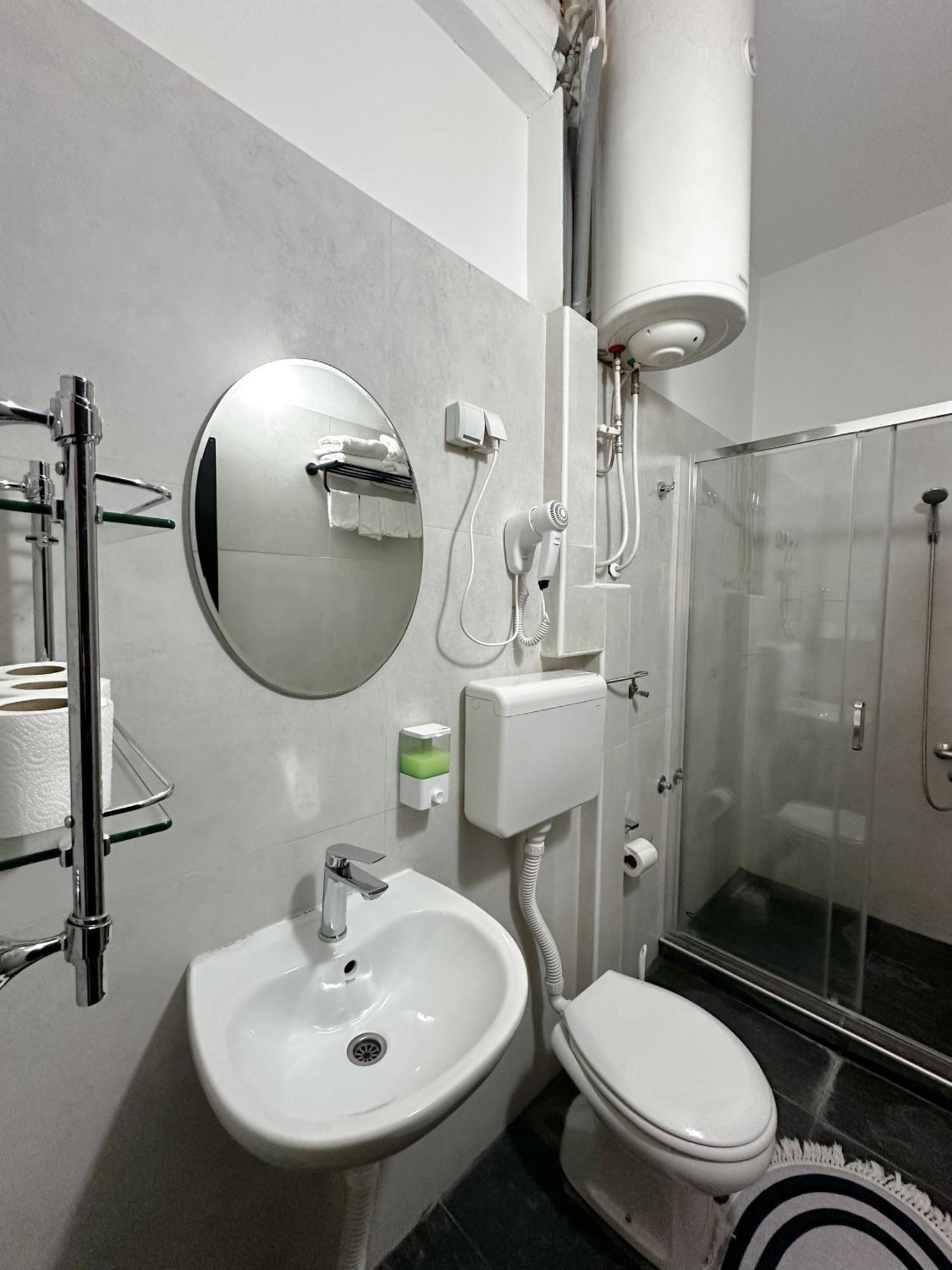 The Only One Apartments Ni 外观 照片